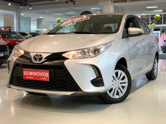 TOYOTA YARIS 1.5 16V FLEX SEDAN XL MULTIDRIVE TOYOTA YARIS 1.5 16V FLEX SEDAN XL MULTIDRIVE